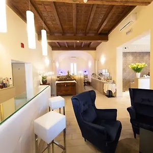 albergo-rossini-1936.emilia-romagnahotels.net/